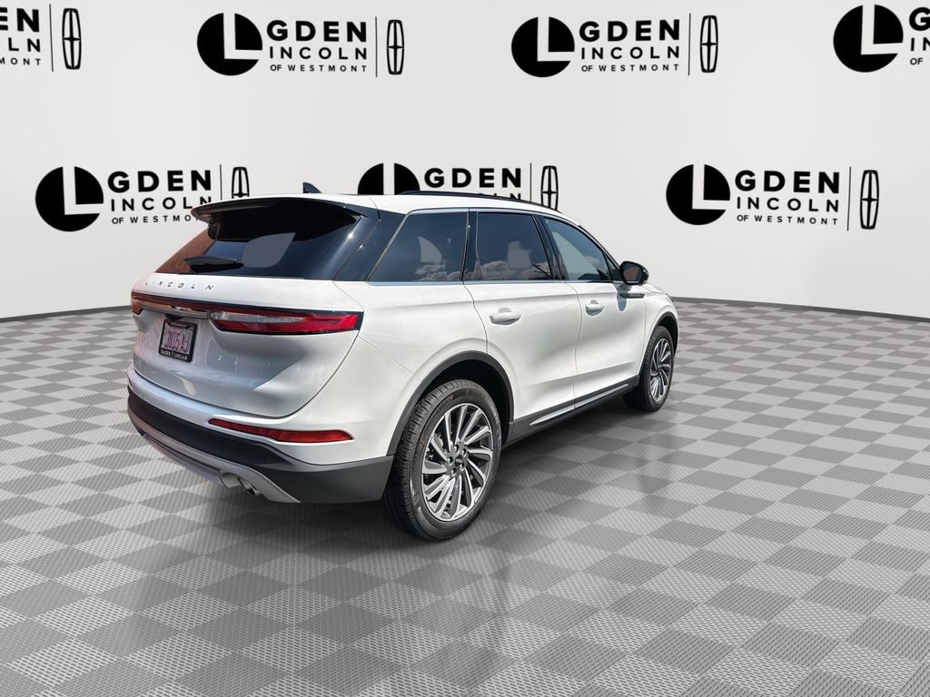 Certified 2025 Lincoln Corsair Reserve w/ Equipment Group 202A AWD/4WD image 8
