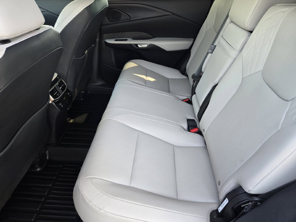 Used 2024 Lexus RX 350 Premium w/ Convenience Package FWD image 30