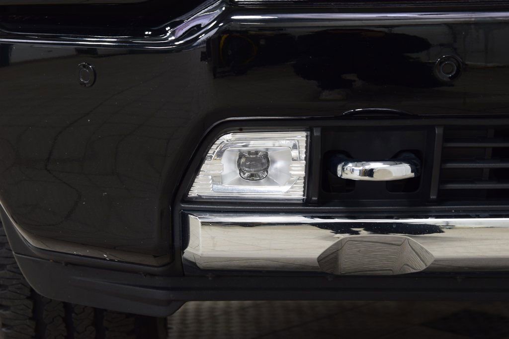 Used 2023 Chevrolet Silverado 2500 High Country w/ Z71 Off-Road Package image 12