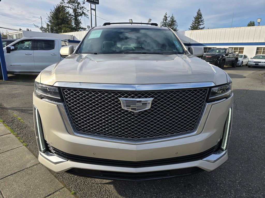 Used 2023 Cadillac Escalade Premium Luxury Platinum w/ LPO, Radiant Package AWD/4WD image 2