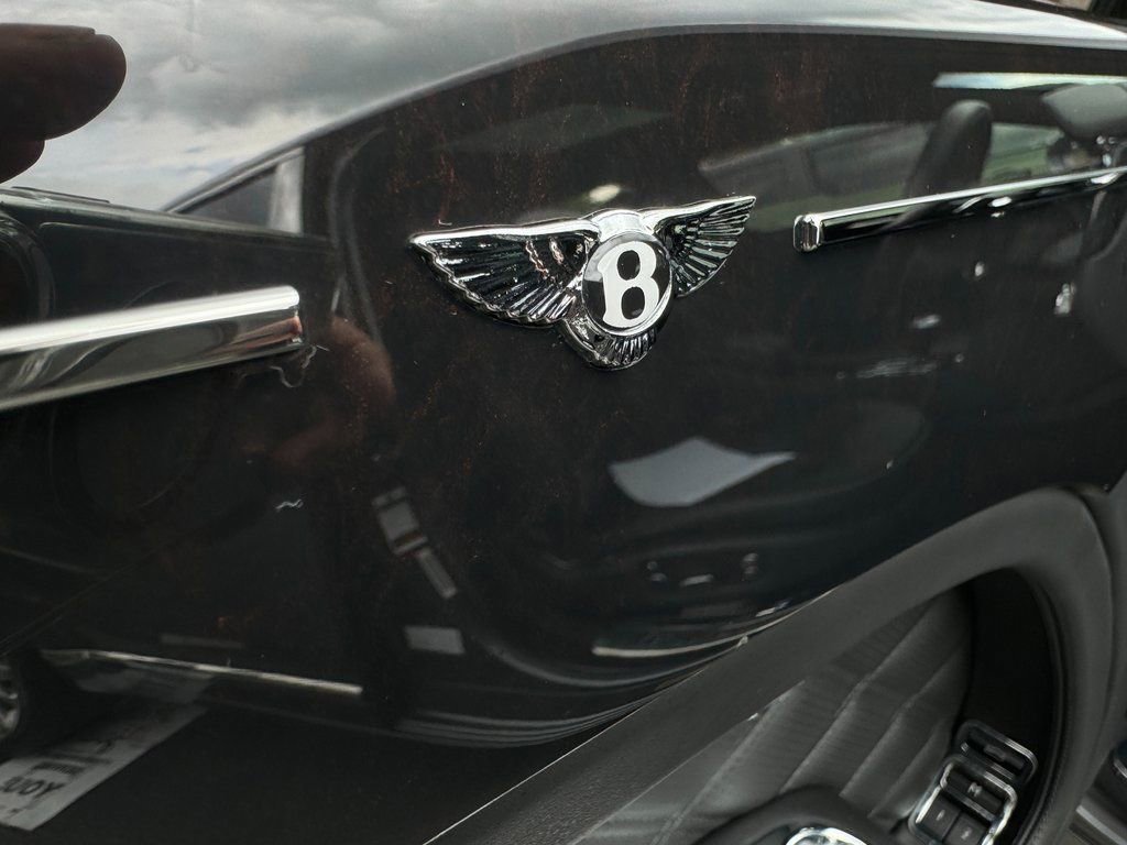 Used 2013 Bentley Mulsanne image 99