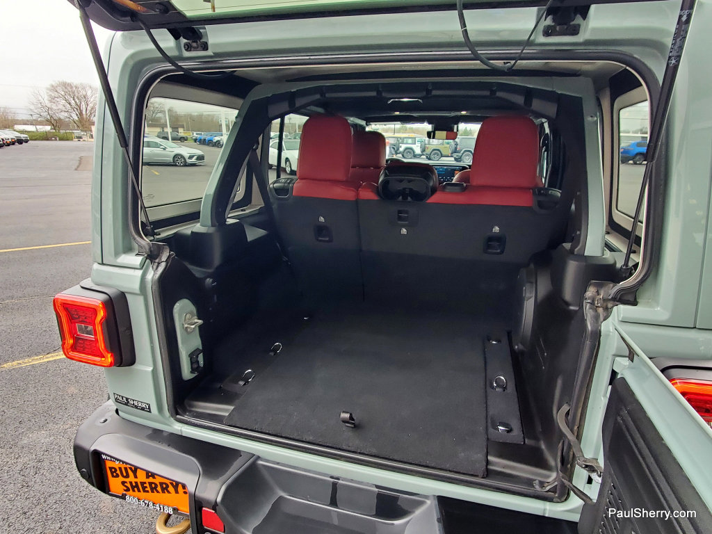 Used 2024 Jeep Wrangler Unlimited Rubicon 392 image 20