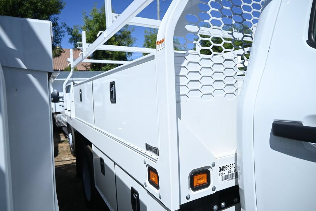 New 2025 Ford F450 XL RWD image 7