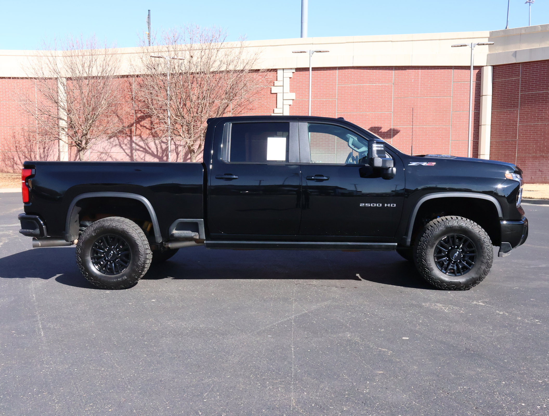 Certified 2025 Chevrolet Silverado 2500 ZR2 w/ Technology Package image 37