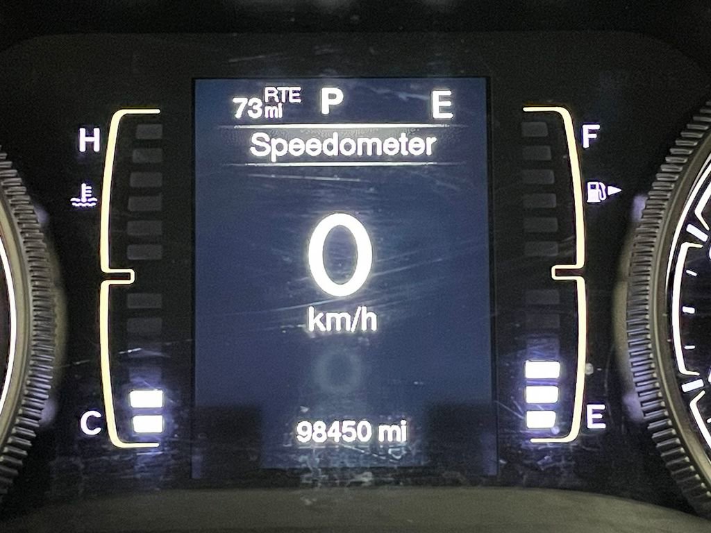 Used 2017 Jeep Cherokee Latitude w/ Cold Weather Group AWD/4WD image 6