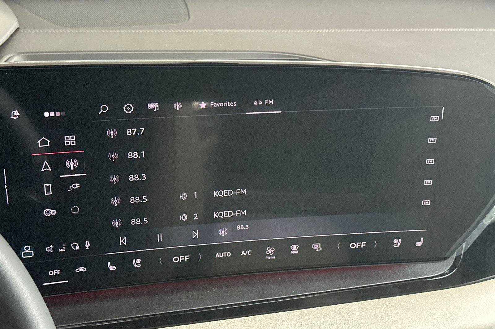 New 2025 Audi Q6 e-tron Premium Plus image 17