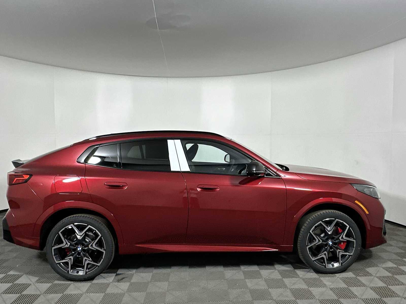 New 2026 BMW X2 xDrive28i w/ Technology Package image 8