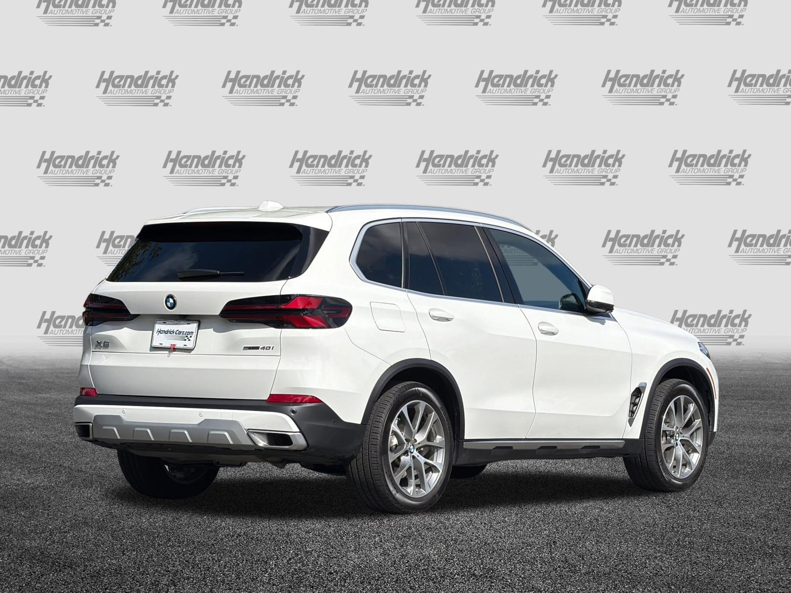 Used 2026 BMW X5 sDrive40i w/ Premium Package RWD image 5