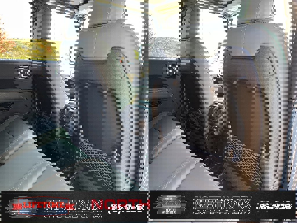 New 2025 Jeep Gladiator Mojave image 25