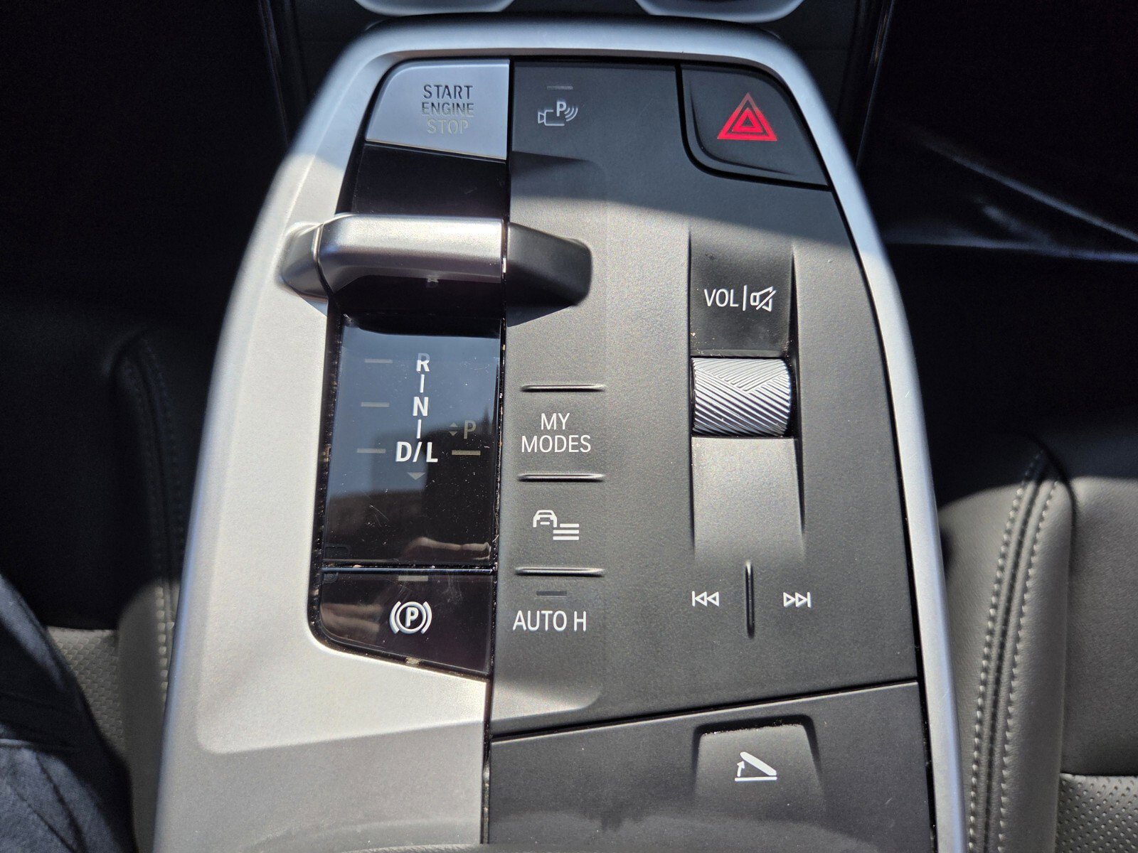 Certified 2025 BMW X2 xDrive28i image 24