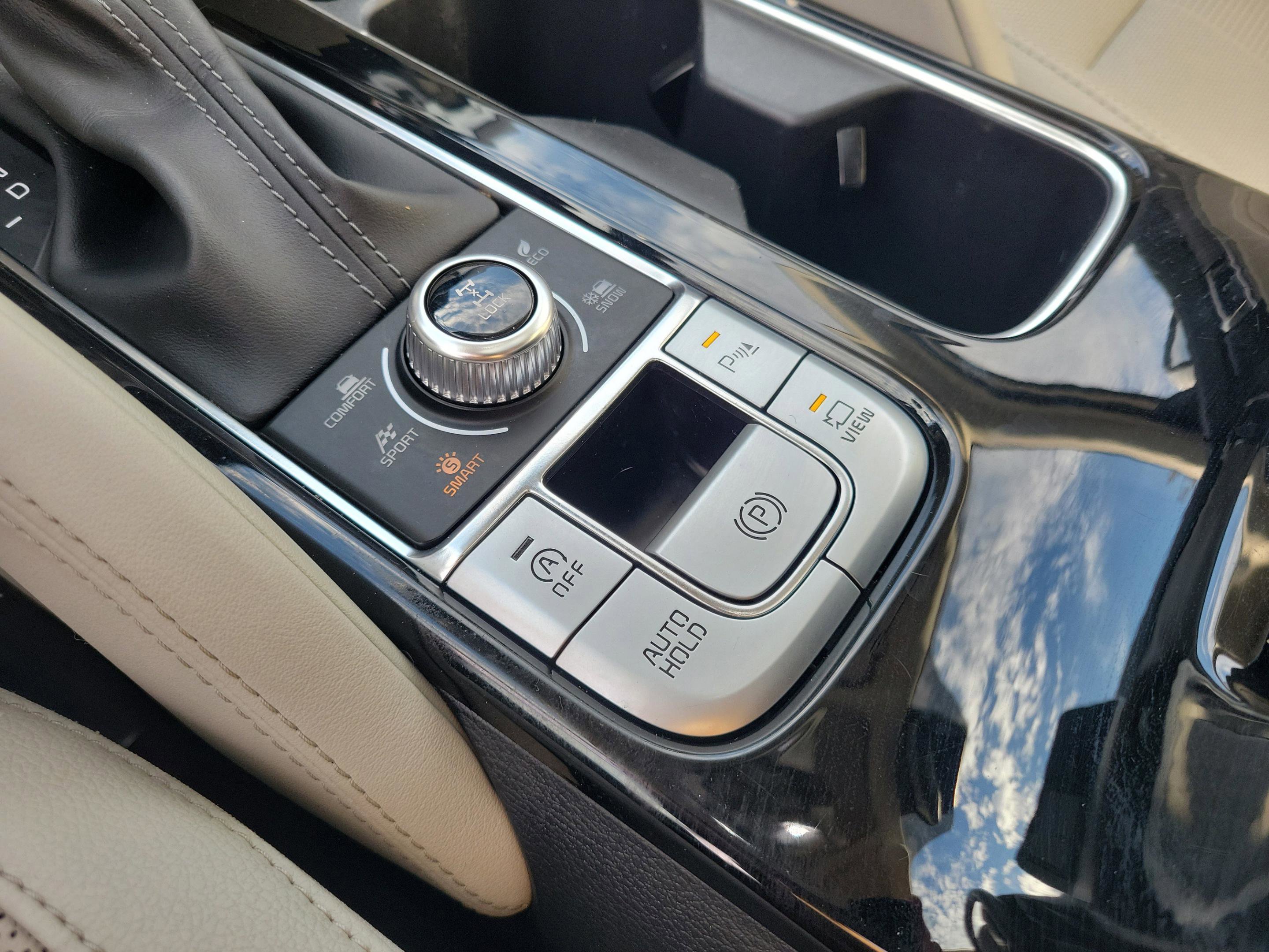 Certified 2022 Kia Telluride SX w/ Nightfall Edition Package image 31