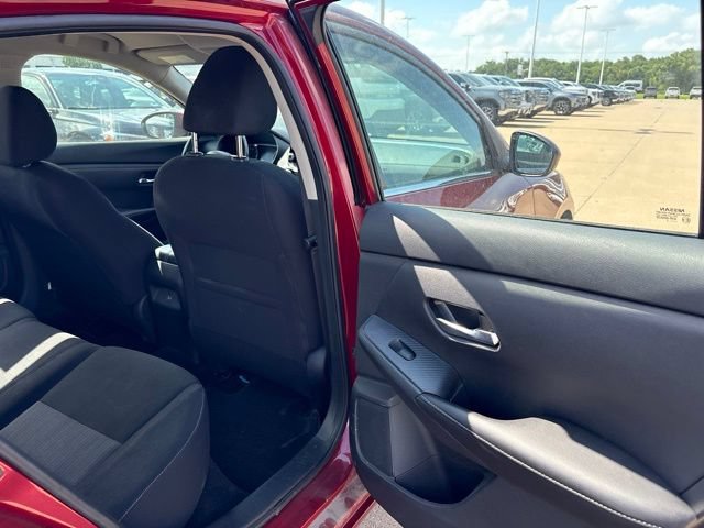Used 2022 Nissan Sentra SV FWD image 18