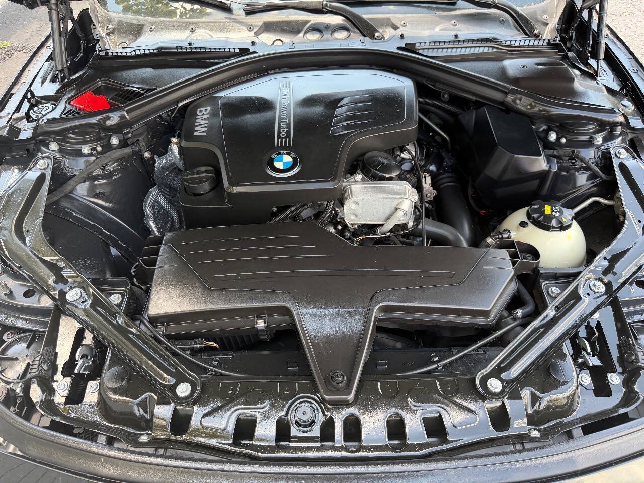 Used 2016 BMW 428i Convertible RWD image 18
