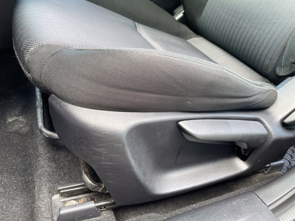 Used 2016 MAZDA MAZDA3 i Sport FWD image 12