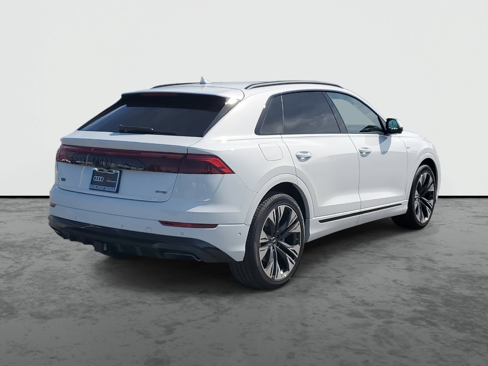 New 2026 Audi Q8 Premium Plus AWD/4WD image 4
