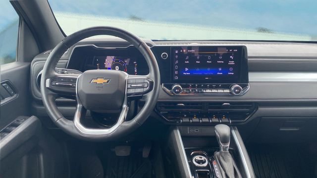 Used 2023 Chevrolet Colorado LT w/ LT Convenience Package III image 10