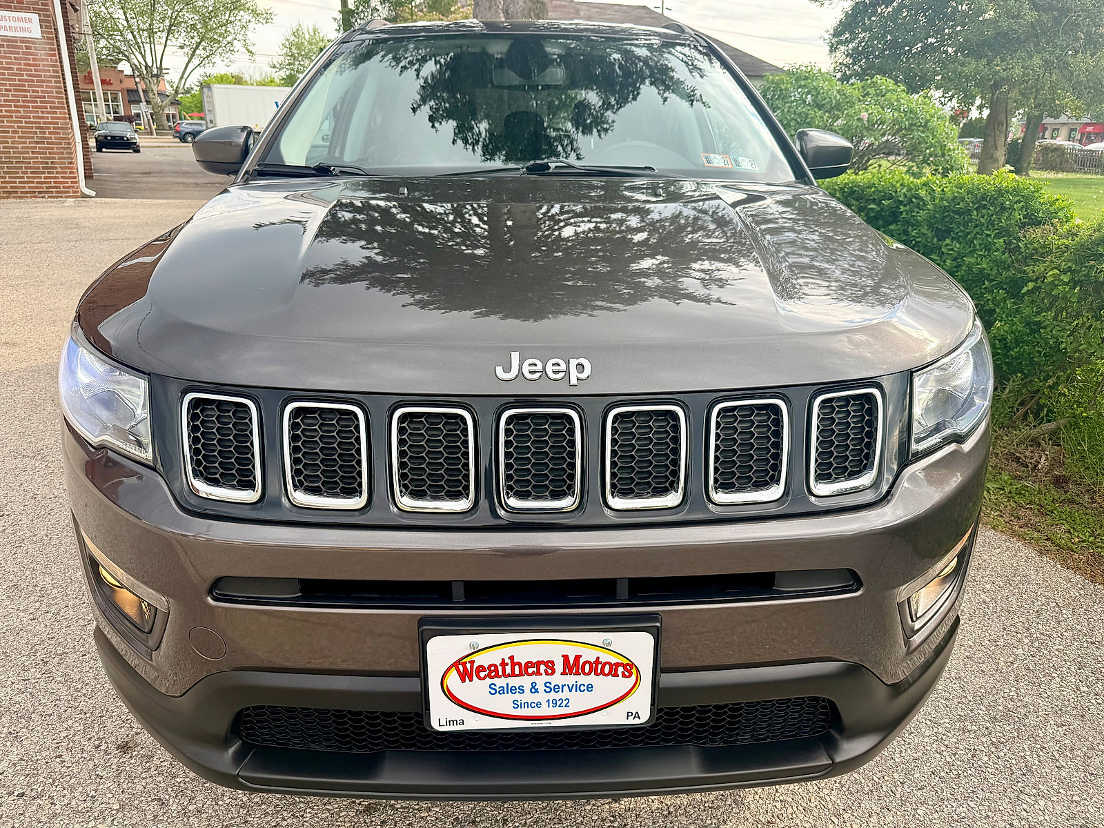 Used 2019 Jeep Compass Latitude w/ Cold Weather Group AWD/4WD image 9
