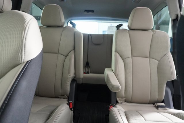 Used 2025 Subaru Ascent Premium image 20