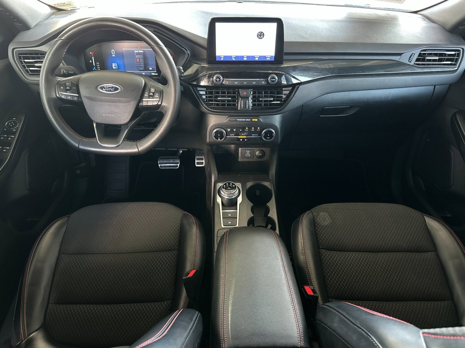 Used 2023 Ford Escape ST-Line image 12