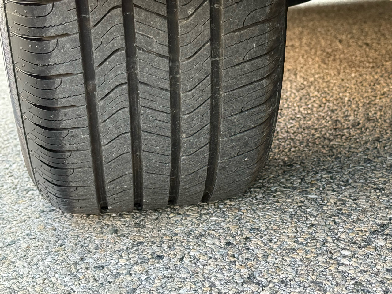 Used 2015 INFINITI Q40 AWD w/ Moonroof Package image 30