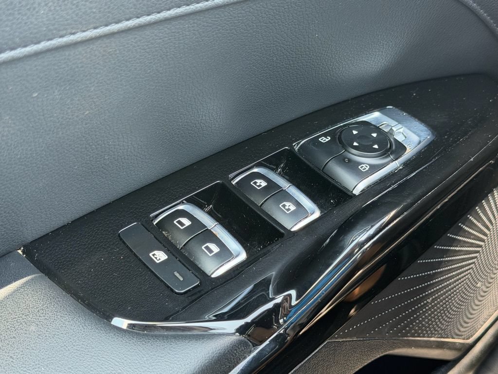 Used 2021 Kia K5 EX FWD image 20