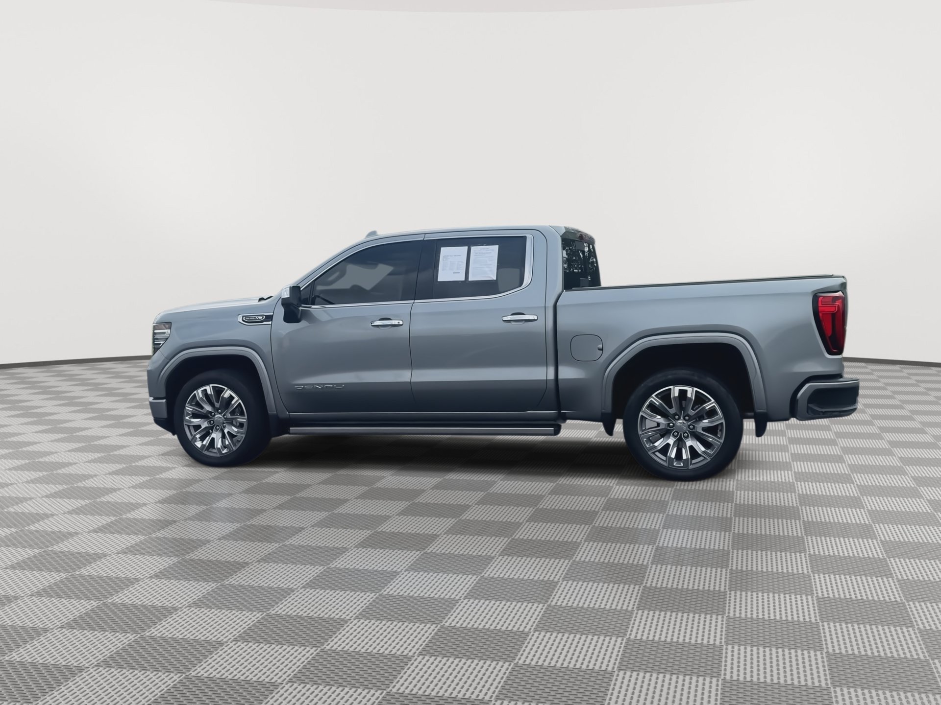 Certified 2025 GMC Sierra 1500 Denali w/ Denali Reserve Package AWD/4WD image 6