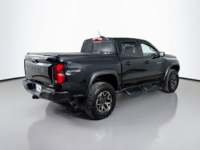 Used 2024 Chevrolet Colorado ZR2 AWD/4WD image 9