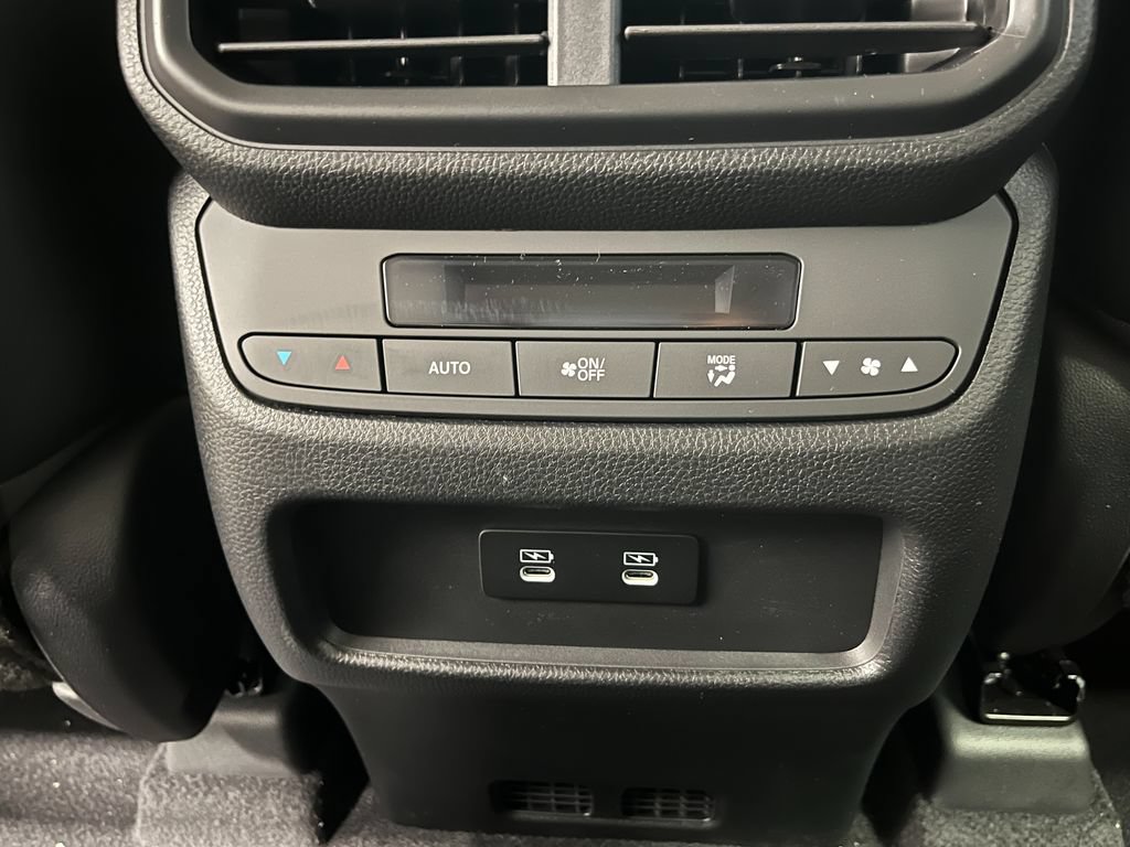 New 2026 Honda Pilot Touring image 26