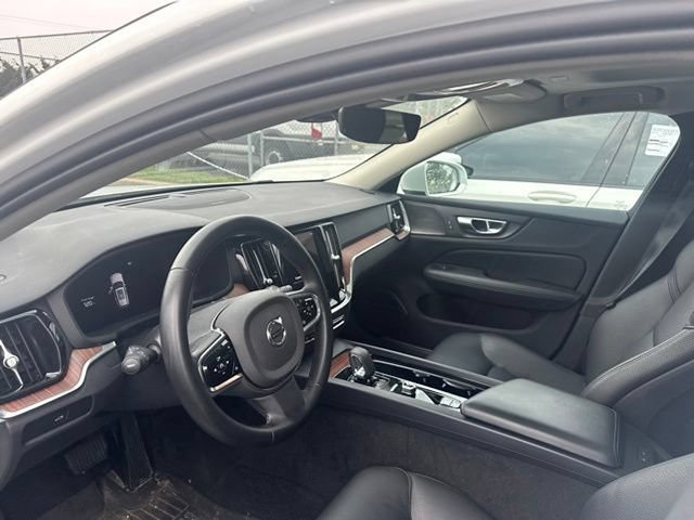 Used 2024 Volvo V60 B5 Cross Country Plus AWD/4WD image 15