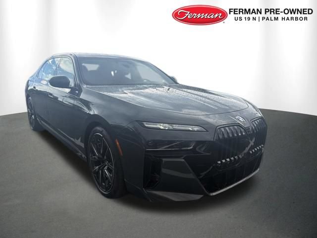 Used 2023 BMW 760i xDrive AWD/4WD video 1
