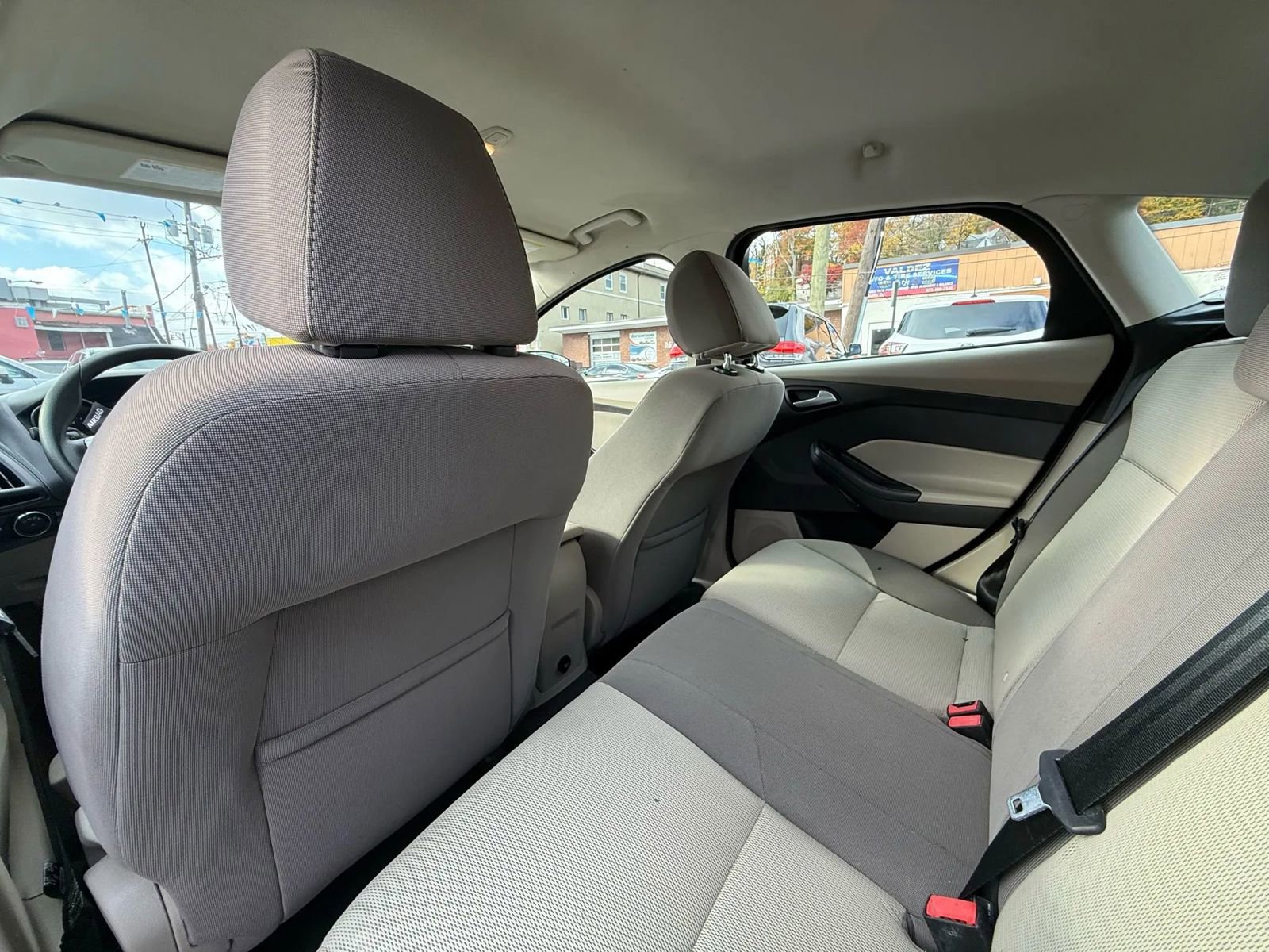 Used 2013 Ford Focus SE image 37