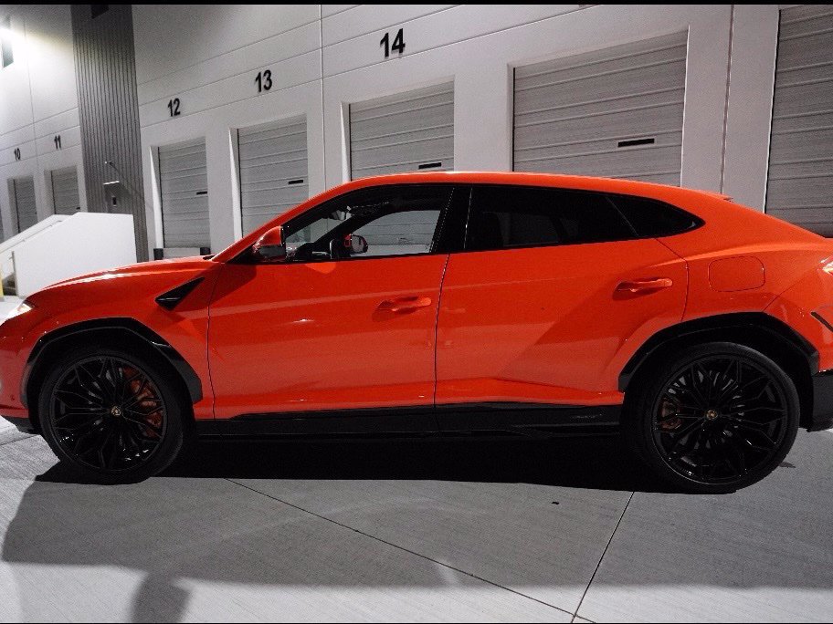 Used 2025 Lamborghini Urus SE AWD/4WD image 5