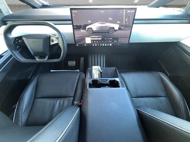 Used 2024 Tesla Cybertruck AWD Crew Cab image 25