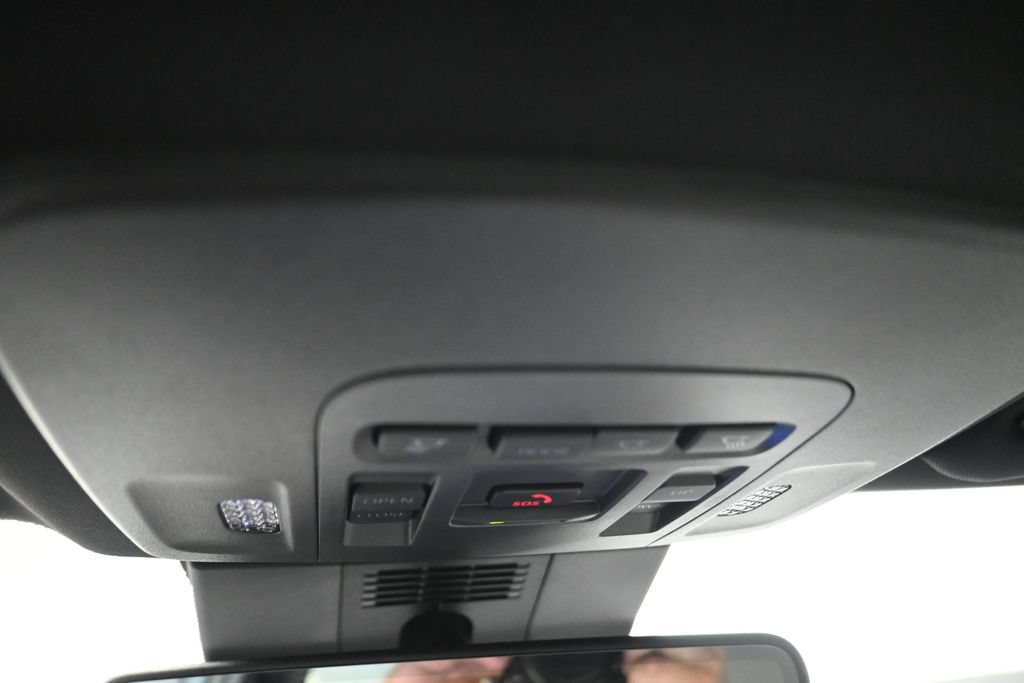 New 2026 Toyota Camry SE w/ Convenience Package FWD image 12