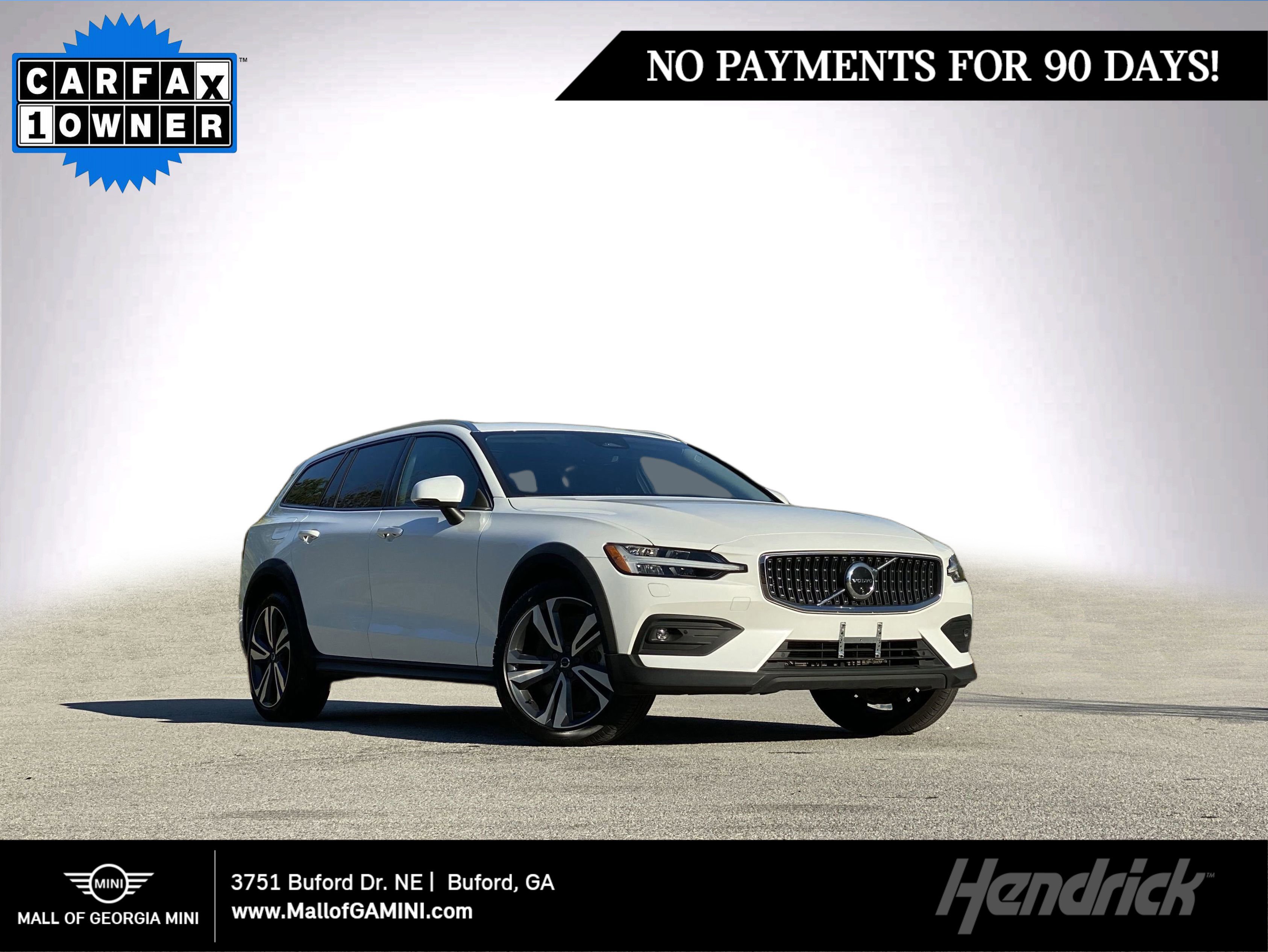 Used 2025 Volvo V60 B5 Cross Country Plus