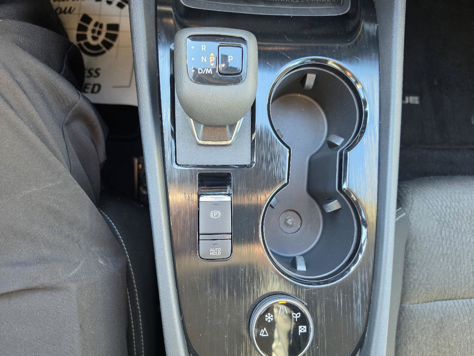 Used 2025 Nissan Rogue SV AWD/4WD image 13