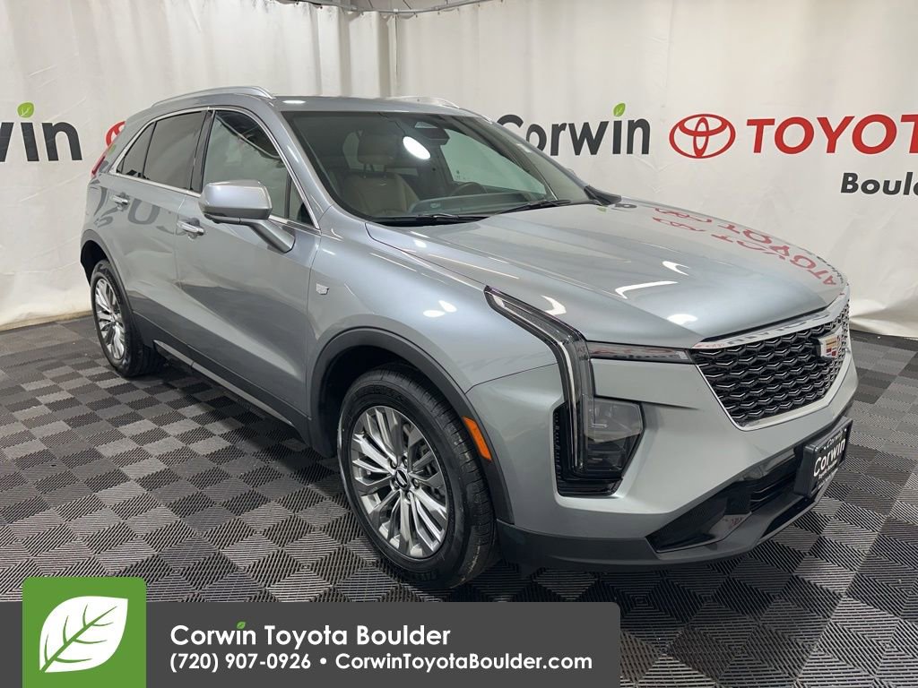 Used 2025 Cadillac XT4 Premium Luxury AWD/4WD image 1