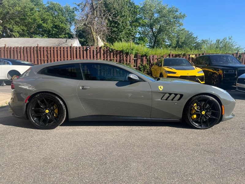 Used 2018 Ferrari GTC4Lusso AWD/4WD image 8