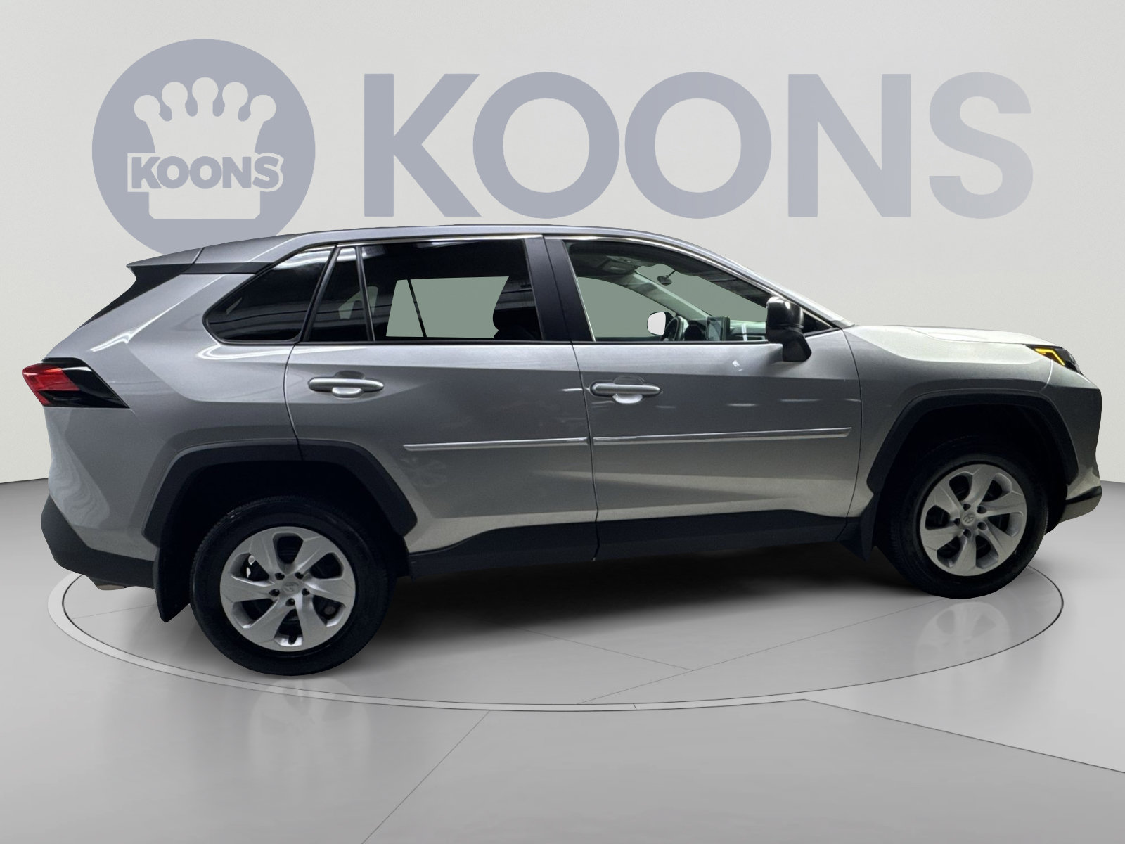 Used 2025 Toyota RAV4 LE AWD/4WD image 21