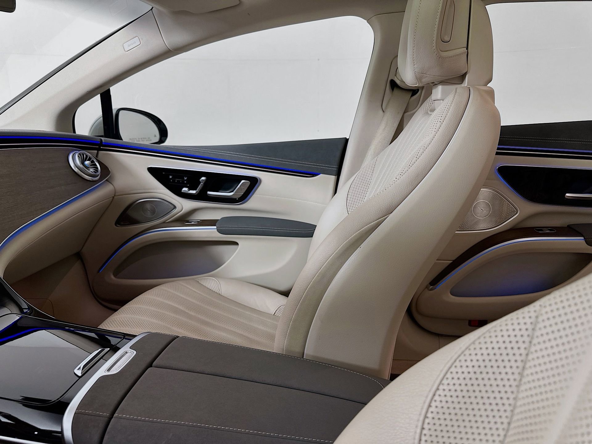 Used 2023 Mercedes-Benz EQS 450+ Sedan image 26