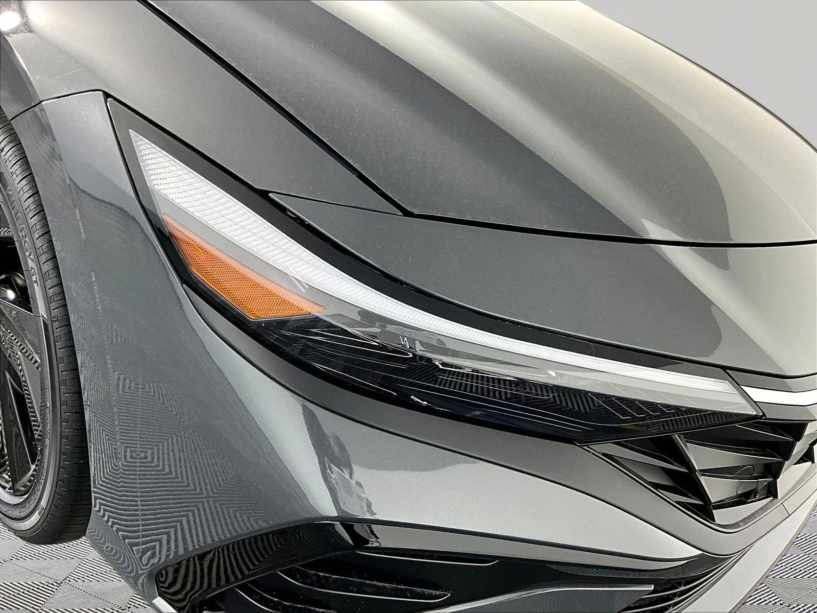 New 2026 Hyundai Elantra SEL Sport FWD image 8