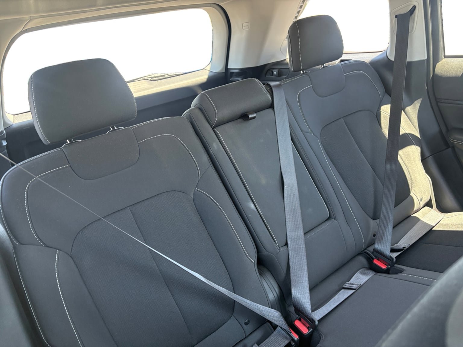 Used 2023 Jeep Grand Cherokee Laredo RWD image 19