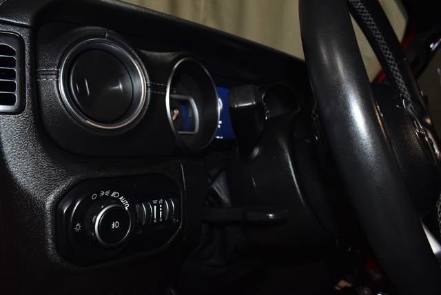 Certified 2020 Jeep Wrangler Unlimited Sahara w/ LED Lighting Group image 24