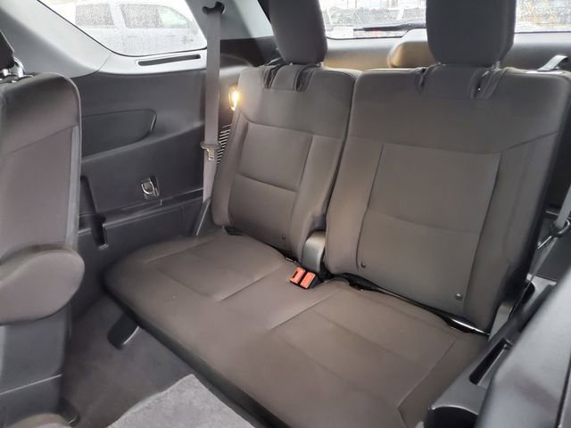 Used 2022 Ford Explorer XLT image 27