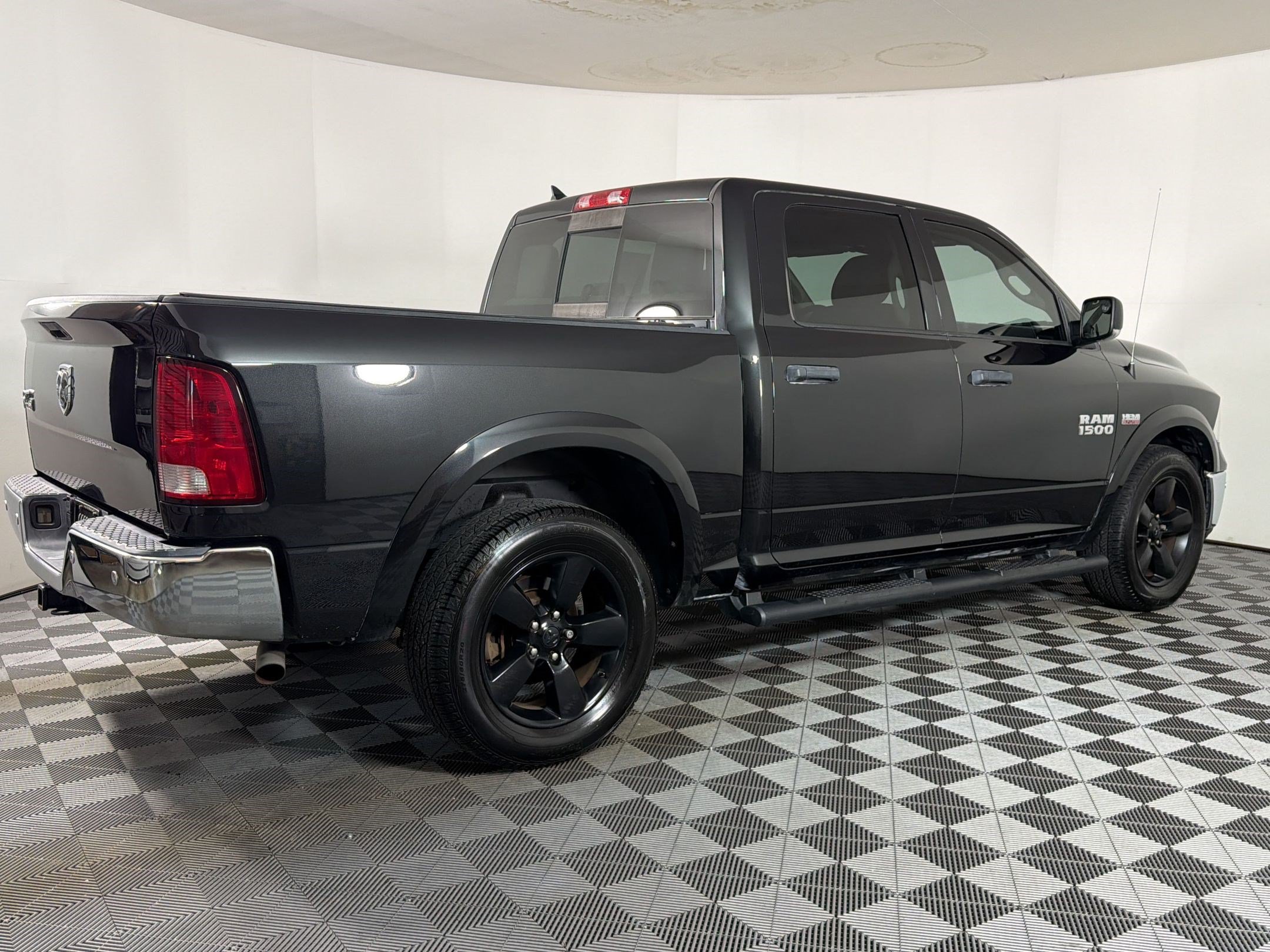 Used 2015 RAM 1500 Outdoorsman RWD image 7