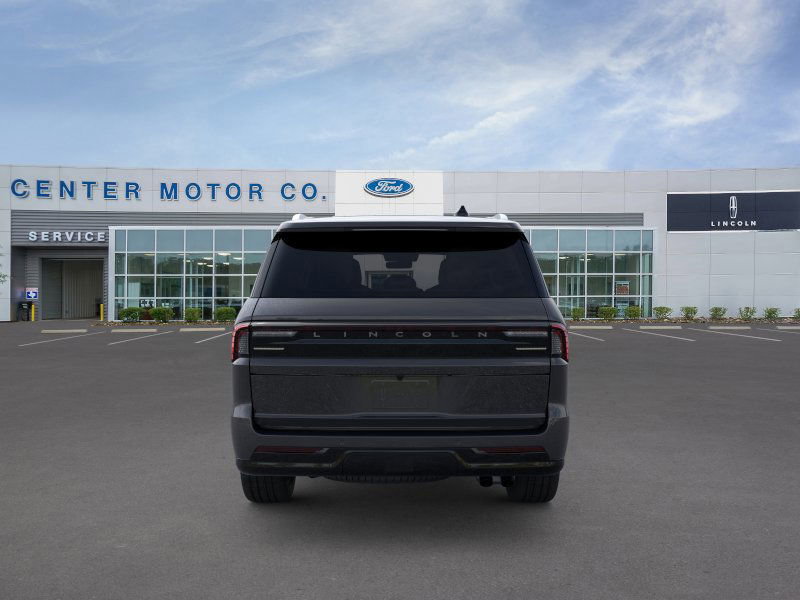 New 2025 Lincoln Navigator Reserve image 5
