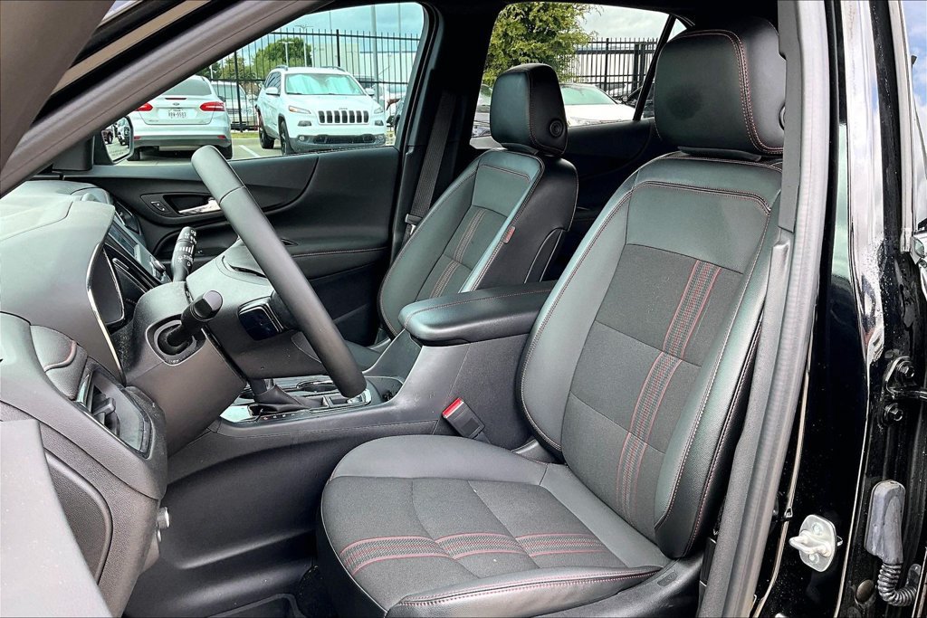 Used 2024 Chevrolet Equinox RS w/ LPO, Floor Liner Package FWD image 26