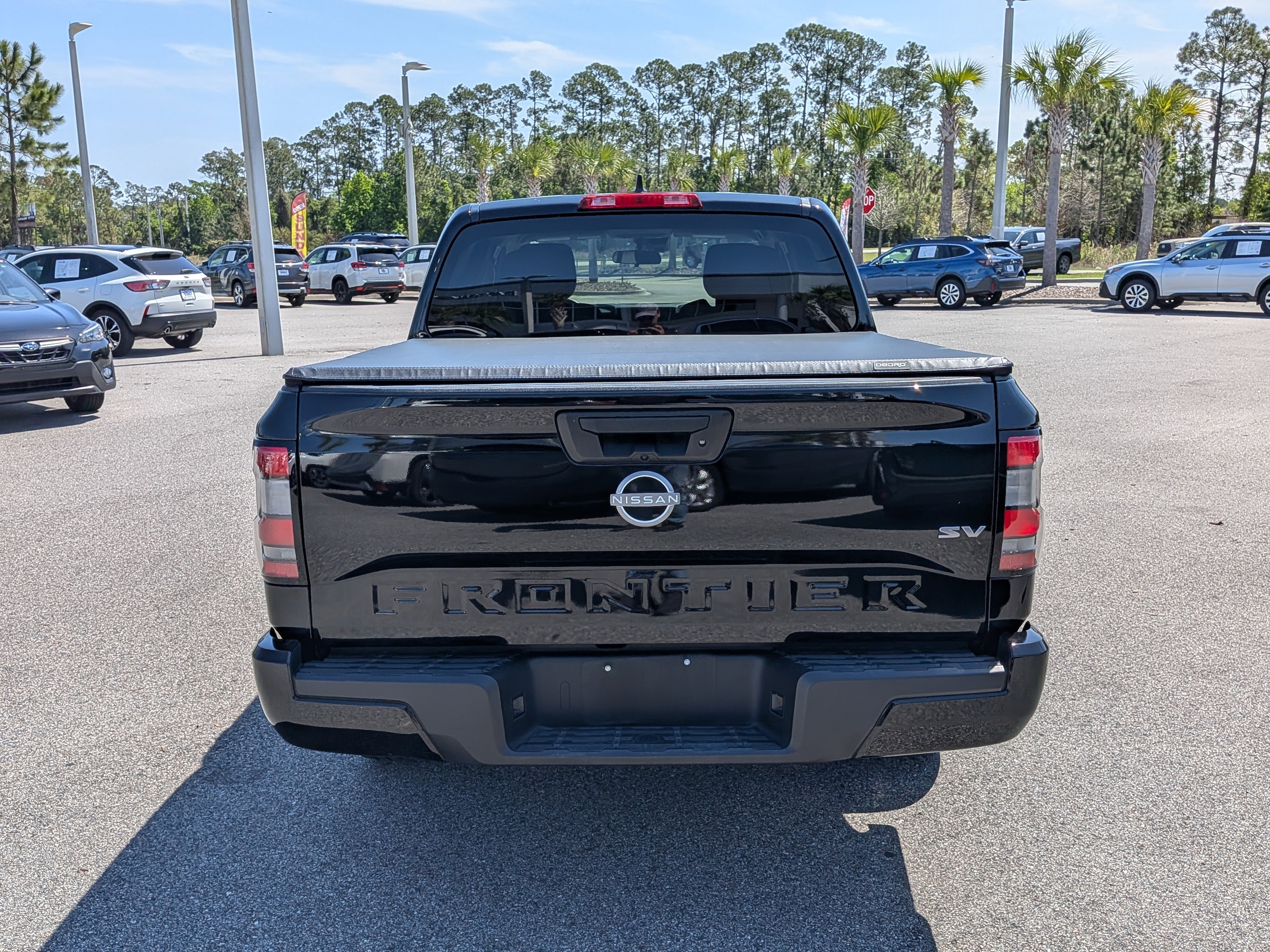 Used 2024 Nissan Frontier SV RWD image 5