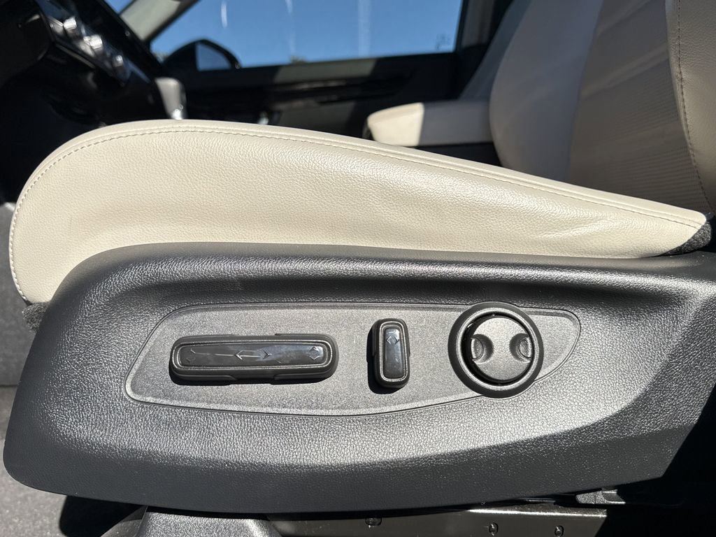 Used 2024 Honda CR-V EX-L image 25