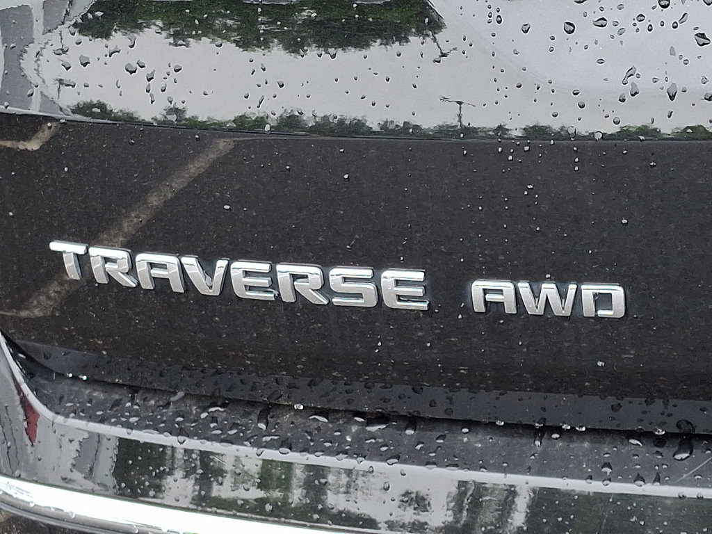 Used 2023 Chevrolet Traverse Premier AWD/4WD image 16